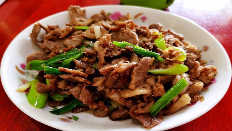 葱爆羊肉 Green Onion Lamb